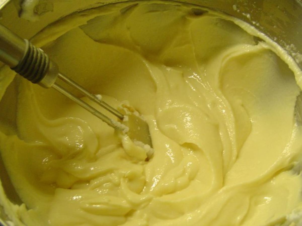 Käsetorte mit Streuseln - Rezept mit Bild - kochbar.de