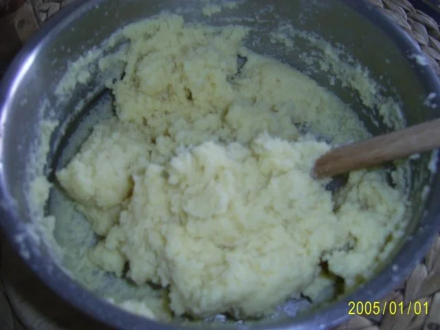 Rezept: Suppeneinlage: Meine Grießklößchen, garantiert "Familien tauglich" Bild Nr. 2 Suppeneinlage: Meine Grießklößchen, garantiert "Familien tauglich" - Rezept - Bild Nr. 2