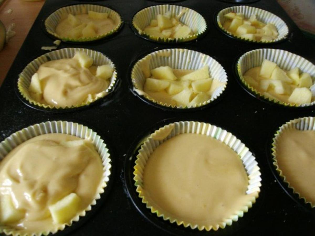 Apfel - Zitronen Muffins - Rezept - Bild Nr. 7