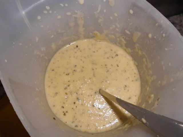 Hähnchenbrust mit Kräuterhaube auf Zucchinischaum>> - Rezept - Bild Nr. 6