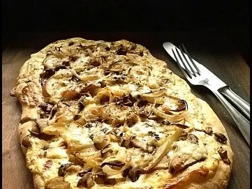 Steinpilz-Birnen-Pizza - Rezept - Bild Nr. 11