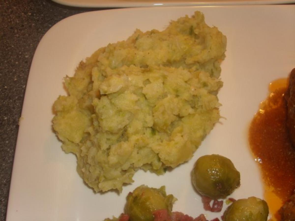 Kartoffel-Rosenkohl Püree mit Frikadellen - Rezept - Bild Nr. 8