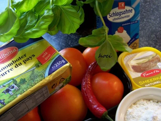 Rezept: Tomaten - Käse - Basilikumsauce Tomaten - Käse - Basilikumsauce - Rezept