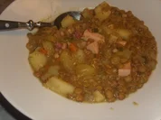 Linsen mit Fleischwurst und Karamellisierter Ananas - Rezept