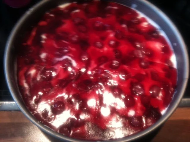 Rezept: Kirschenfrischkäsetorte Bild Nr. 2 Kirschenfrischkäsetorte - Rezept - Bild Nr. 2