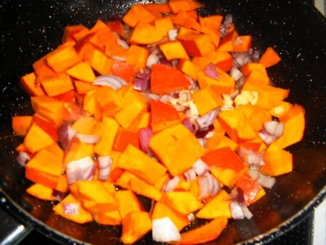 Rezept: Kürbis - Hännchen-Geschnetzeltes Bild Nr. 4 Kürbis - Hännchen-Geschnetzeltes - Rezept - Bild Nr. 4