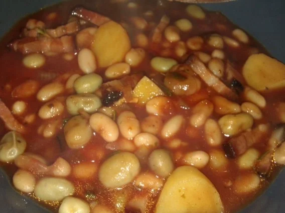 Bohnenschmoreintopf aus dem Ofen - Rezept - Bild Nr. 2