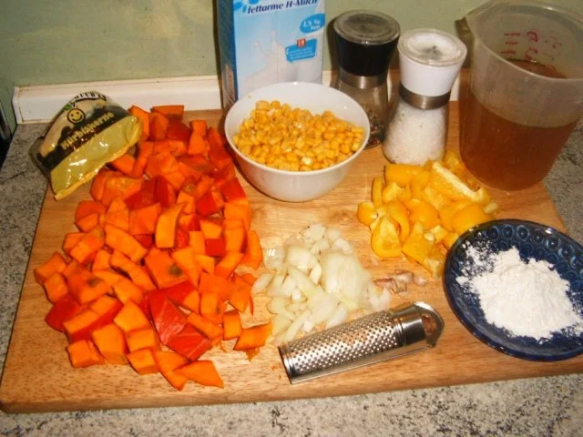 Rezept: Kürbis-Mais-Süppchen Bild Nr. 3 Kürbis-Mais-Süppchen - Rezept - Bild Nr. 3