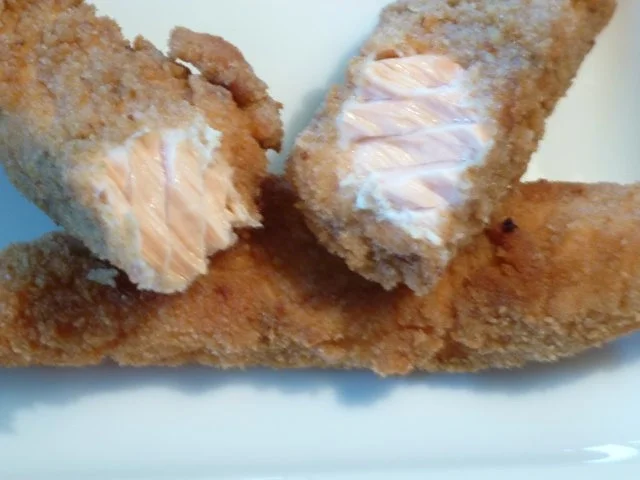 Rezept: Rustikale selbstgemachte verschärfte Lachsstäbchen mit Kartoffelsalat Bild Nr. 11 Rustikale selbstgemachte verschärfte Lachsstäbchen mit Kartoffelsalat - Rezept - Bild Nr. 11