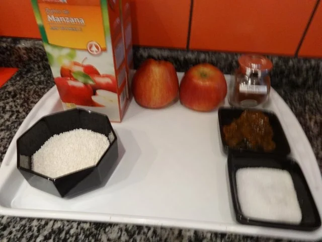 Suppen  : Süße Apfel - Perlsagosuppe mit Schmackes - Rezept - Bild Nr. 2