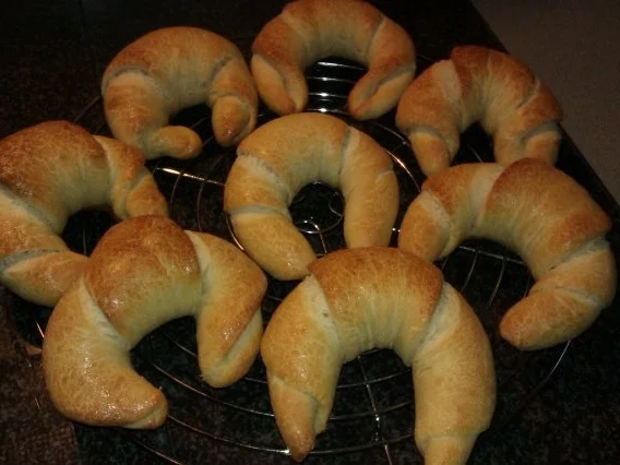 Rezept: Milchhörnchen Bild Nr. 9 Milchhörnchen - Rezept - Bild Nr. 9