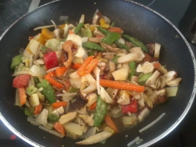 Zander-Nudelauflauf mit Gemüse und Steinpilzen - Rezept - Bild Nr. 3