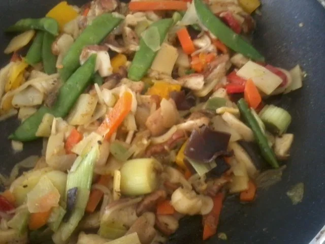 Zander-Nudelauflauf mit Gemüse und Steinpilzen - Rezept - Bild Nr. 5