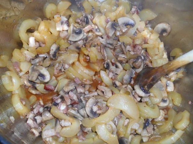 Rezept: Schmorgurken mit Champignons Bild Nr. 9 Schmorgurken mit Champignons - Rezept - Bild Nr. 9