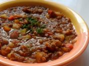 Herzhafter Linsen-Gemüse-Eintopf mit Kabanossi und Kasseler - Rezept