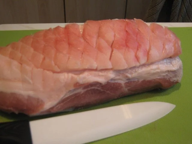 Schweinekrustenbraten mit knuspriger Kruste - Rezept - Bild Nr. 3