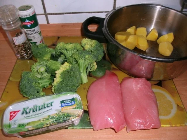 Rezept: Putenfilet in Käse - Currysauce Bild Nr. 3 Putenfilet in Käse - Currysauce - Rezept - Bild Nr. 3