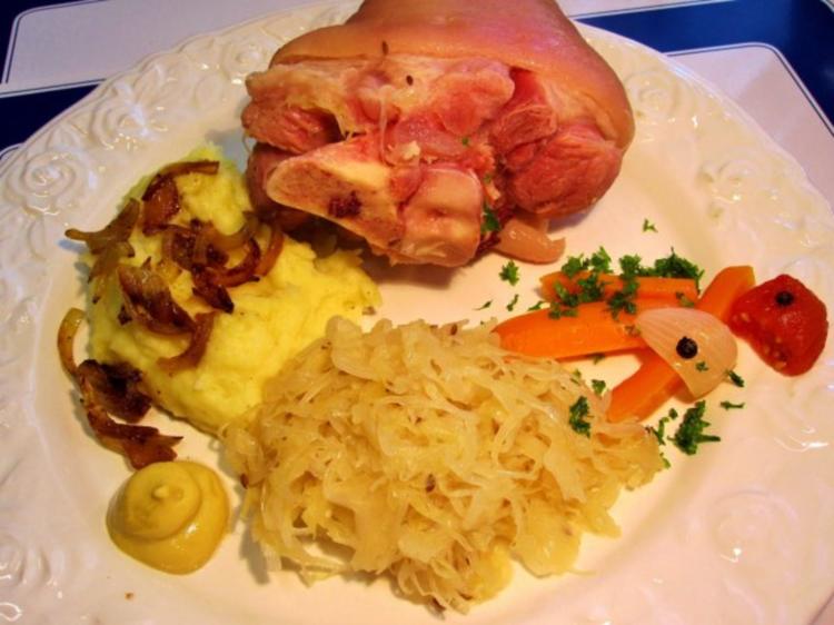 Gepökelte Haxe mit Kraut ... - Rezept mit Bild - kochbar.de