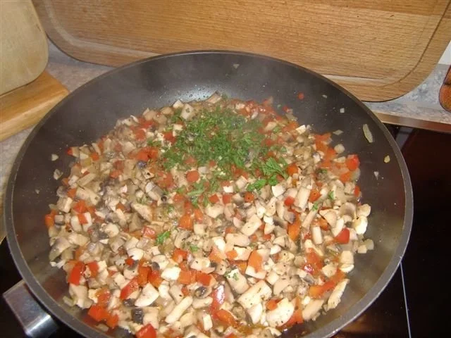 Gefüllte Paprikahälften mit Champignons à la Heiko - Rezept - Bild Nr. 15