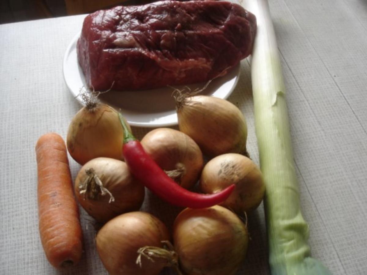 Rindfleisch mit Zwiebeln und Lauch - Rezept - Bild Nr. 2