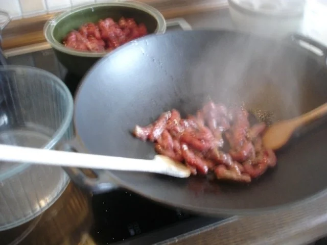 Rindfleisch mit Zwiebeln und Lauch - Rezept - Bild Nr. 8