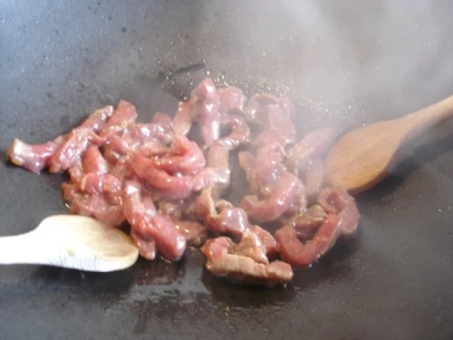 Rindfleisch mit Zwiebeln und Lauch - Rezept - Bild Nr. 9