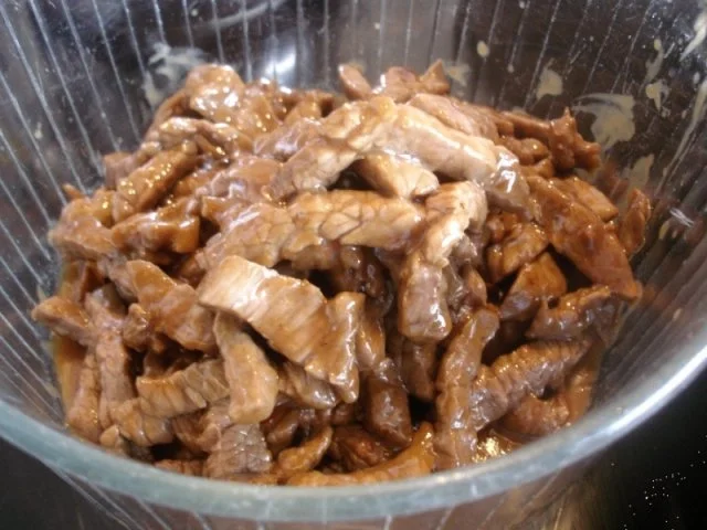 Rindfleisch mit Zwiebeln und Lauch - Rezept - Bild Nr. 10