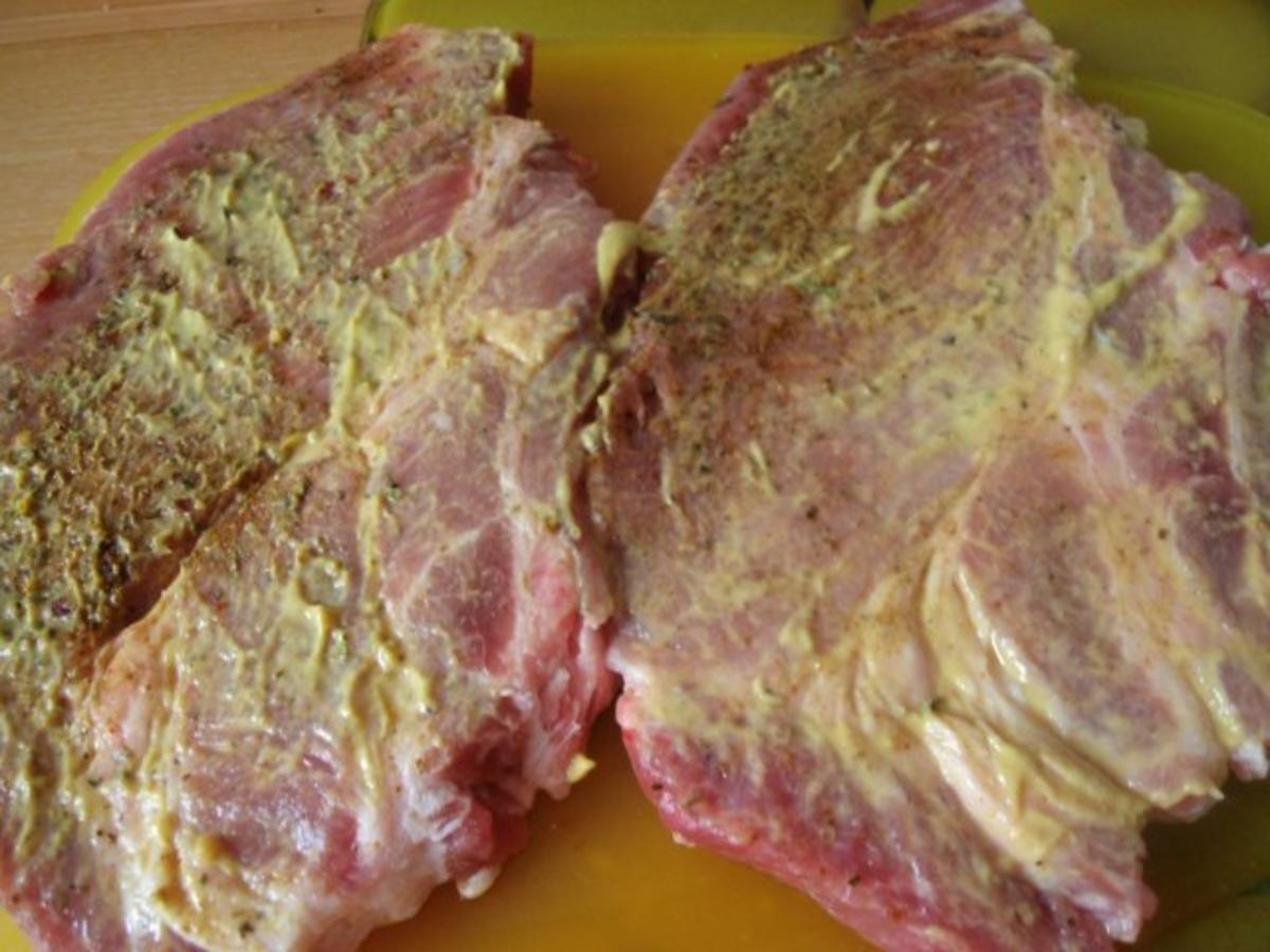 Steaks mit Zwiebelringen und herzhaften Kartoffelbrei - Rezept - Bild Nr. 3