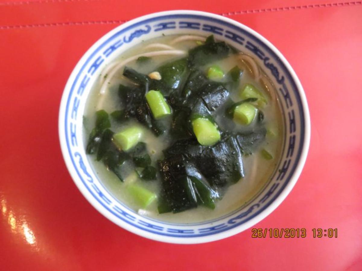 Suppe: Misosuppe mit Sobanudeln - Rezept