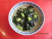 Rezept: Suppe: Misosuppe mit Sobanudeln Suppe: Misosuppe mit Sobanudeln - Rezept