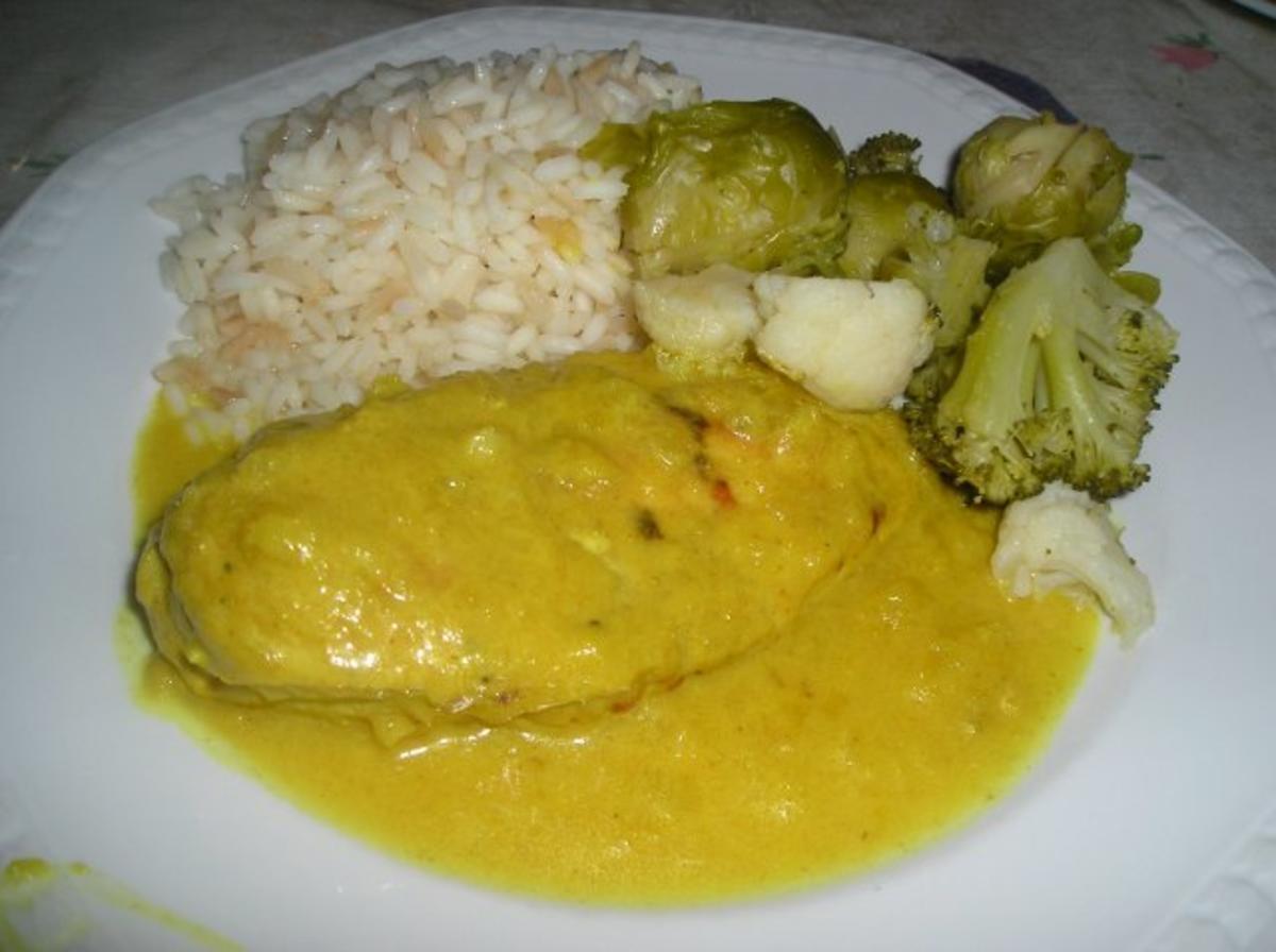 Hähnchenfilets mit einer fruchtigen Currysauce - Rezept - kochbar.de