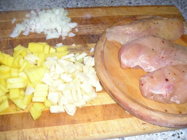 Rezept: Hähnchenfilets mit einer fruchtigen Currysauce Bild Nr. 2 Hähnchenfilets mit einer fruchtigen Currysauce - Rezept - Bild Nr. 2