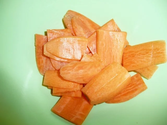 Mailänder Medaillons an Traum - Soße,  kandierten Maronen , Wintergemüse + Nudeln. - Rezept - Bild Nr. 6