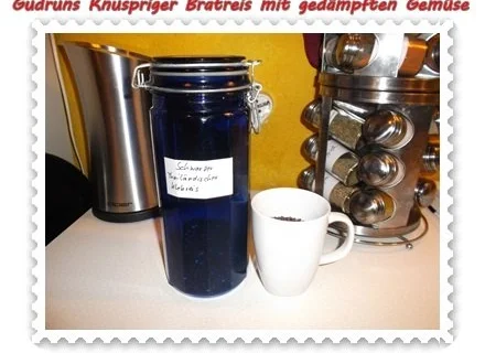 Gemüse: Knusperreis mit gedämpften Gemüse und Tomatensoße - Rezept - Bild Nr. 2