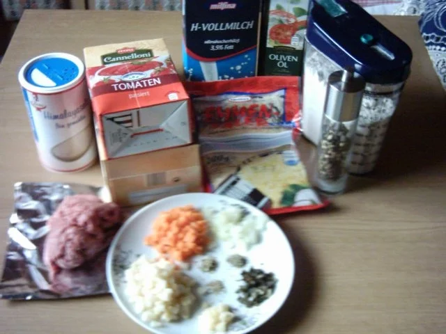 Cannelloni gefüllt mit Bolognese - Rezept - Bild Nr. 2