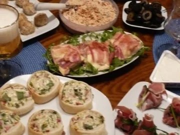 Rezept: Flammkuchenröllchen Bild Nr. 9 Flammkuchenröllchen - Rezept - Bild Nr. 9