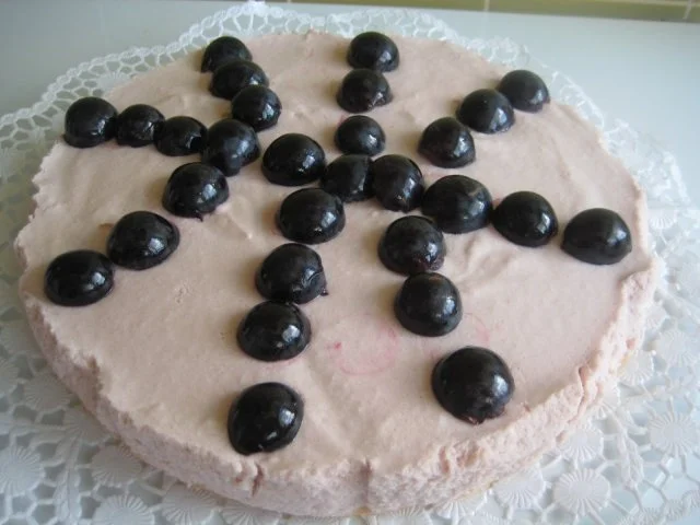 Traubenmousse-Torte - Rezept - Bild Nr. 2