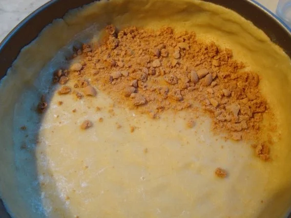 Käsekuchen mit Aprikosen,Rum und Amarettini - Rezept - Bild Nr. 2