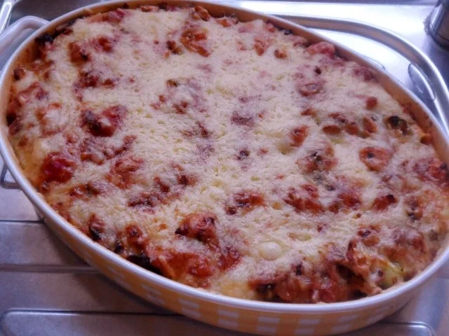 Hähnchen-Nudel-Auflauf mit Champignons, Broccoli und Tomaten-Sahne-Soße - Rezept - Bild Nr. 14