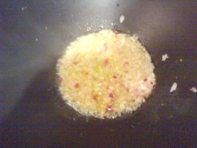 Rezept: DIE - MANCHE - MÖGEN - ES - NOCH - HEISSER - PASTA - ARRABIATA - PFANNE Bild Nr. 3 DIE - MANCHE - MÖGEN - ES - NOCH - HEISSER - PASTA - ARRABIATA - PFANNE - Rezept - Bild Nr. 3