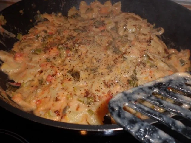 Pasta: Gemüse-Pasta-Weinrahmpfanne - Rezept - Bild Nr. 4