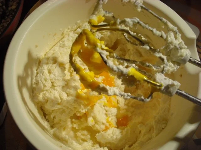 Rezept: Knusperstreusel-Birnenkuchen Bild Nr. 7 Knusperstreusel-Birnenkuchen - Rezept - Bild Nr. 7