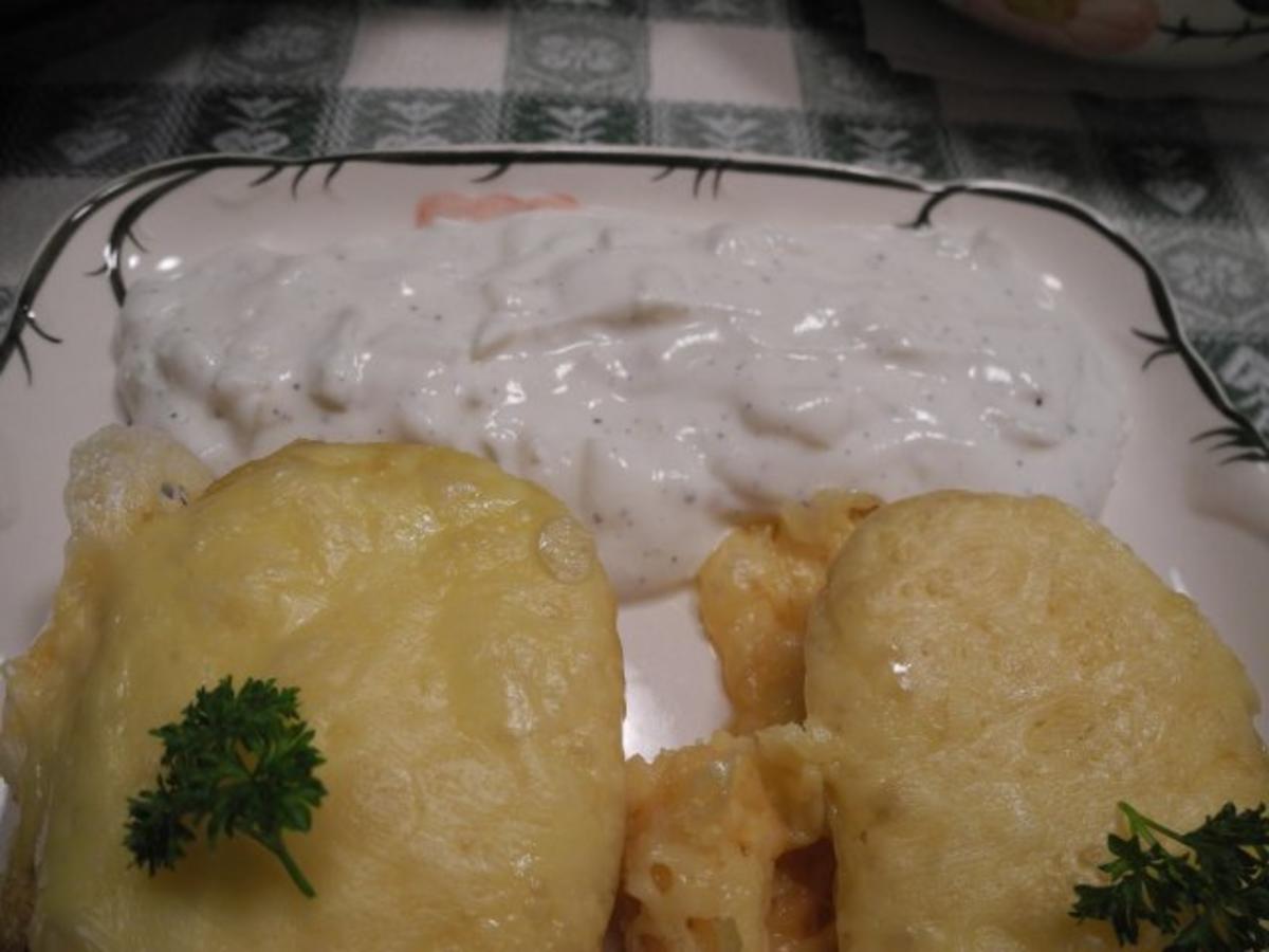Vegetarisch : Mit Käse überbackene Kartoffeln und dazu einen Zwiebeljoghurt - Rezept - Bild Nr. 3