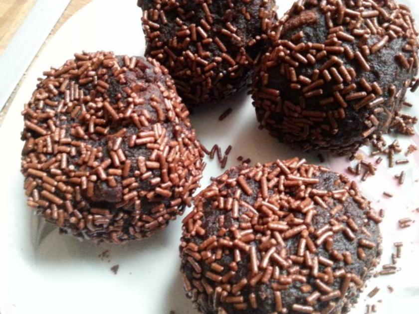 Rumkugeln - wie vom Bäcker - Rezept mit Bild
