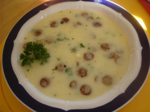 Rezept: Blumenkohlsuppe nach Ivanka Blumenkohlsuppe nach Ivanka - Rezept