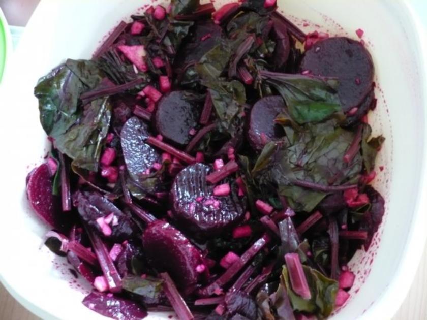 Rote Bete Blätter Salat - einfach - von rollimops