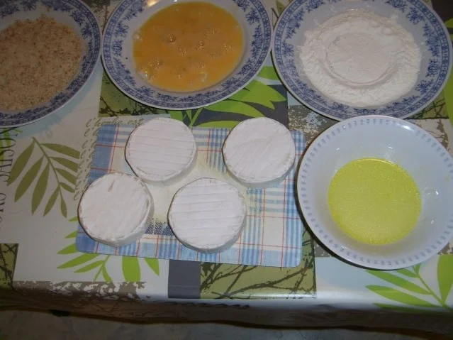 Rezept: Gebackener Camembert Bild Nr. 4 Gebackener Camembert - Rezept - Bild Nr. 4