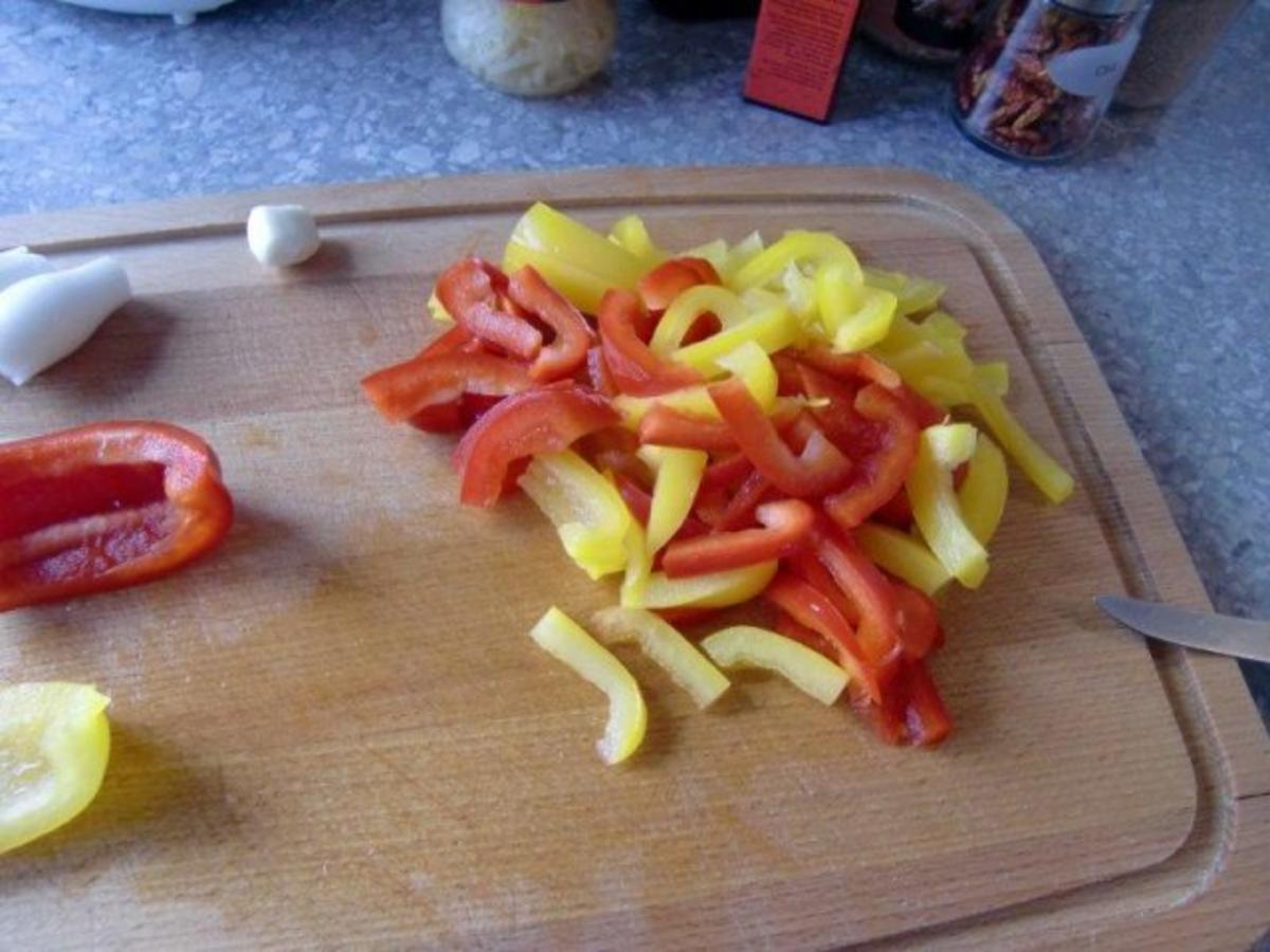 Hähnchenstreifen mit Paprika aus dem Wok - Rezept - Bild Nr. 4