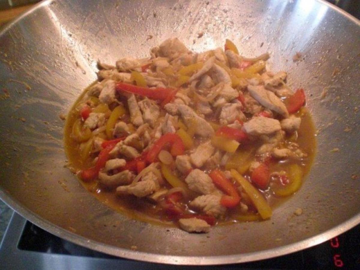 Hähnchenstreifen mit Paprika aus dem Wok - Rezept - Bild Nr. 8