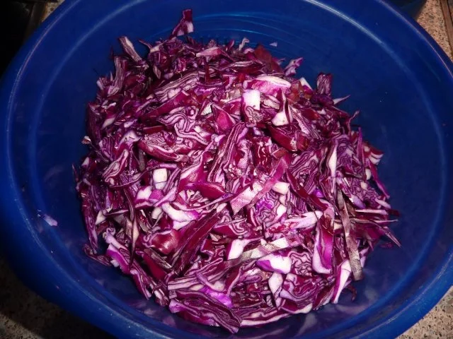 Rezept: Salate: Rotkohlsalat Bild Nr. 3 Salate: Rotkohlsalat - Rezept - Bild Nr. 3